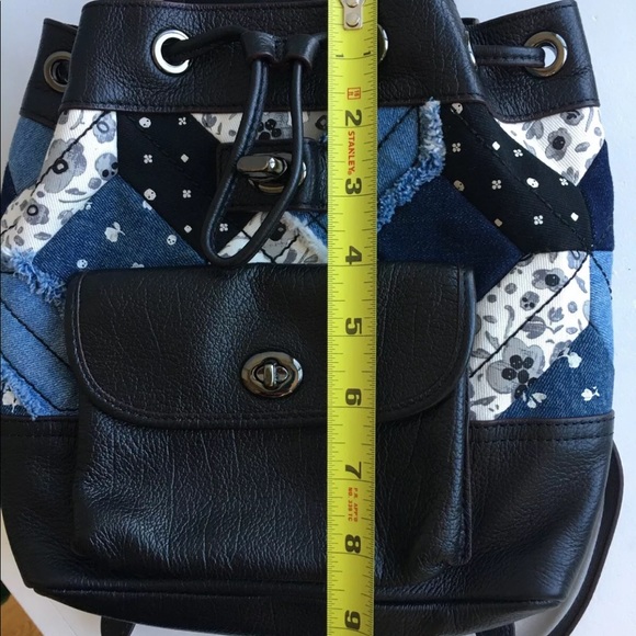 Coach backpack - Picture 3 of 8